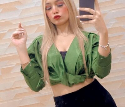 offical-zury from stripchat