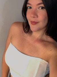 amaia_santini's webcam live show