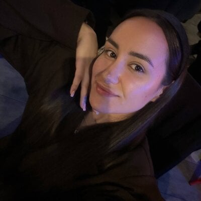 MilaFord Female Yoga Webcam Adult