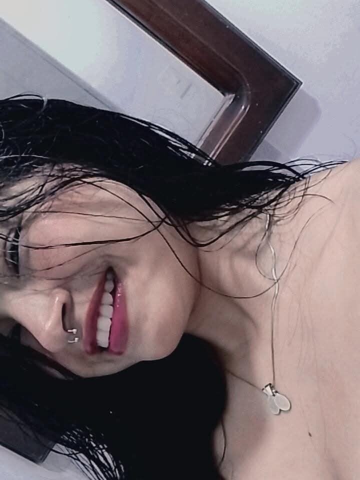 Isabella_Duquee_ profile