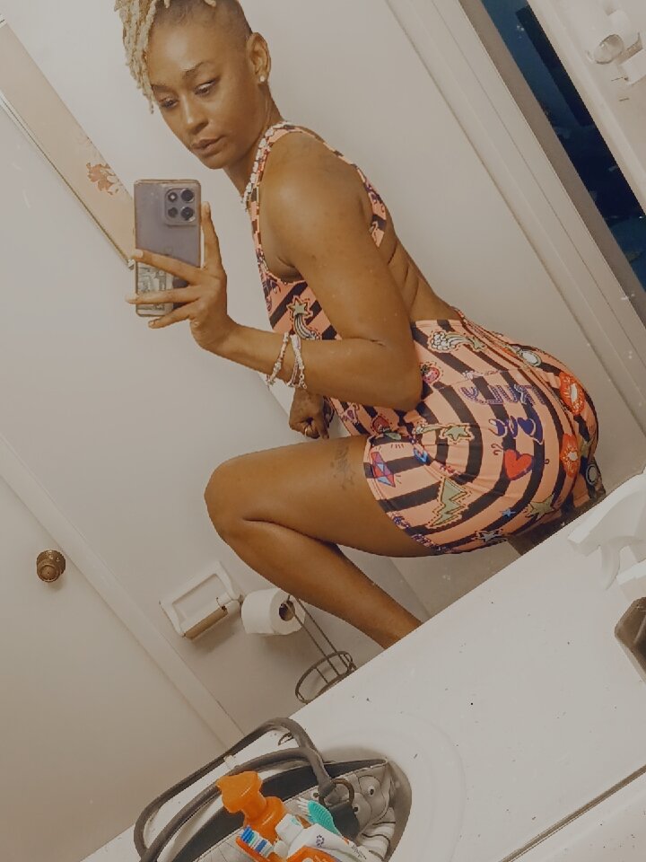 ForeignnKayy