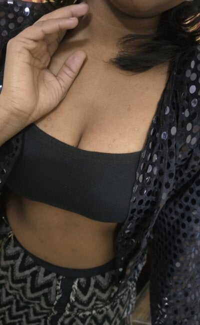 Soniya_singh__ on StripChat