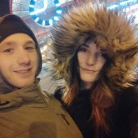 Carrie_Cute's Offline Chat Room