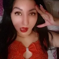 MissInessa_sexy's Offline Chat Room