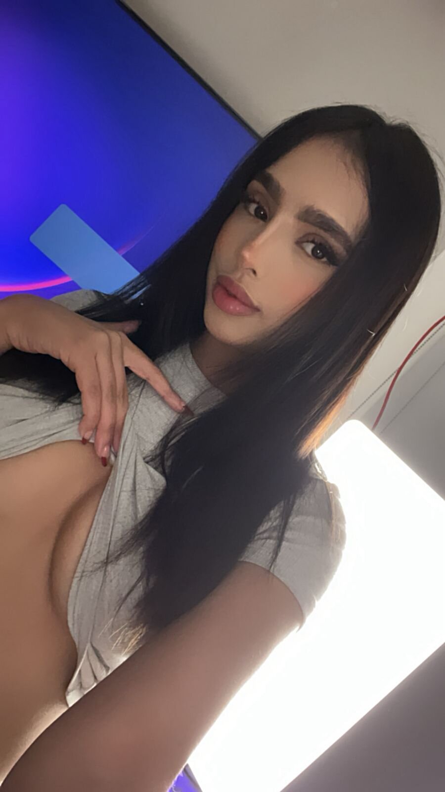 Ari_Moore