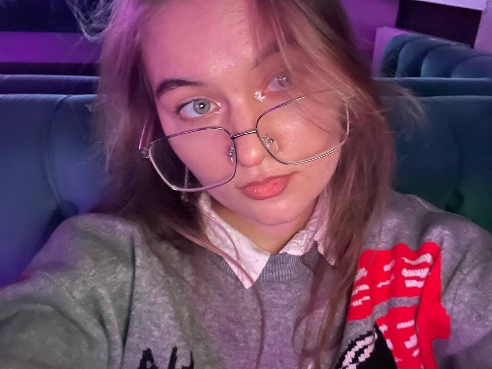 BeatrixEsser's Offline XXX Chat