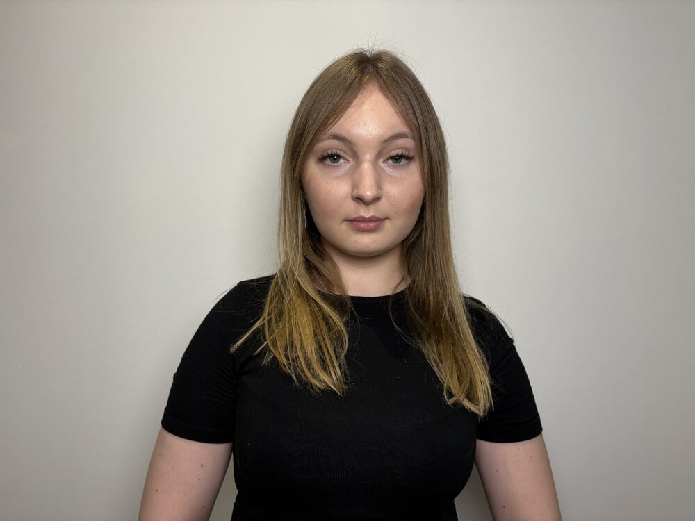 FlorineWarschawのオフラインXXXチャット