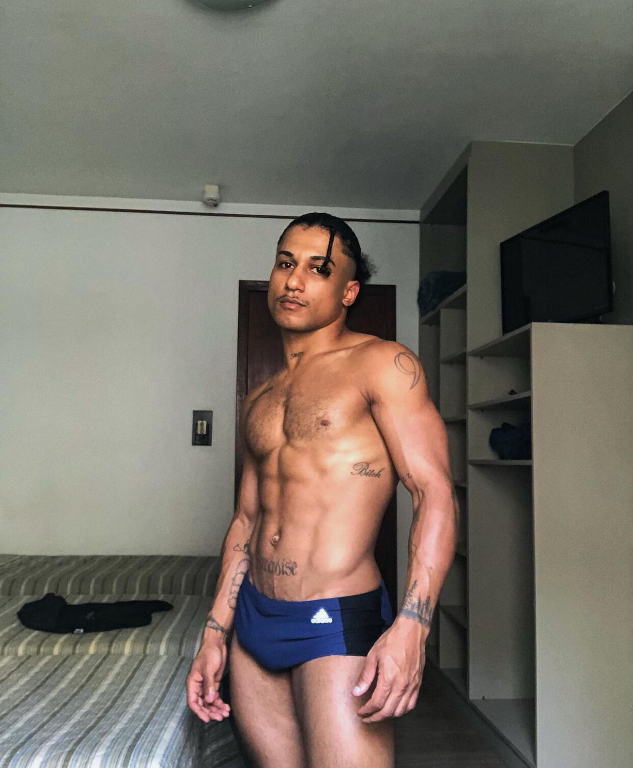 Blackdeltoroofc