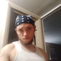 daddynbae22's Offline Chat Room