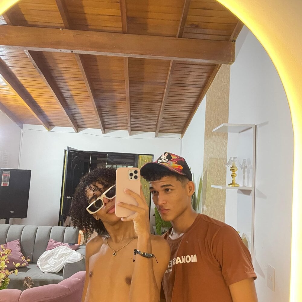 Sala de chat offline de latin_boys_1