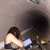 Mar_2006's webcam live show