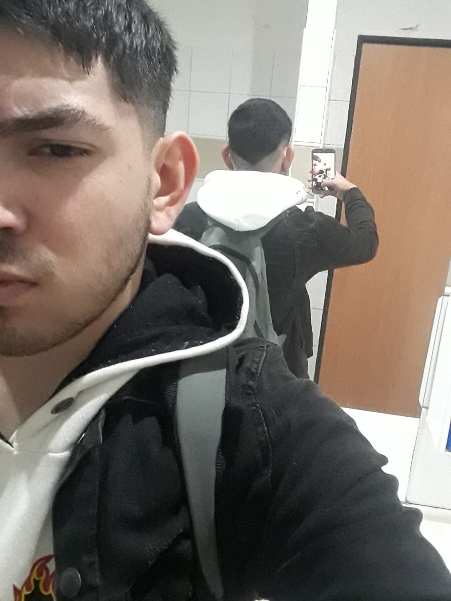 Lautaro_16 offline XXX-chat