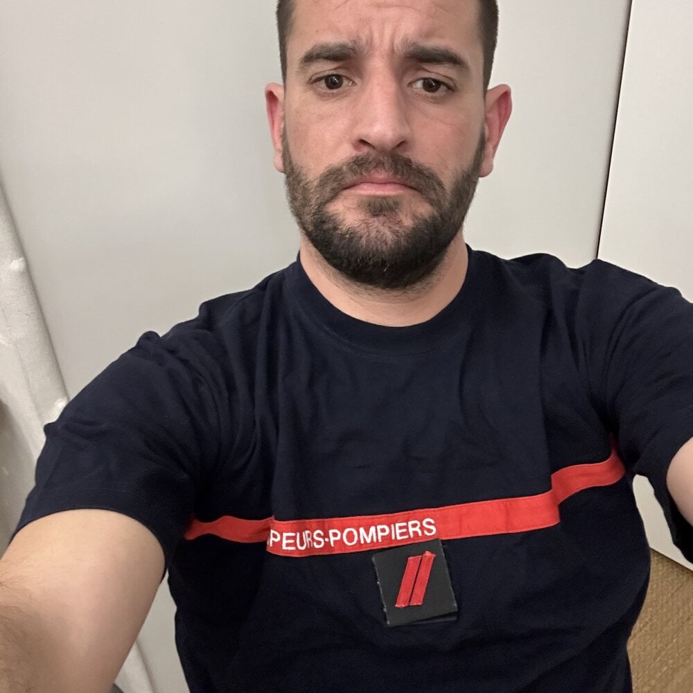 jcv596's Offline XXX Chat