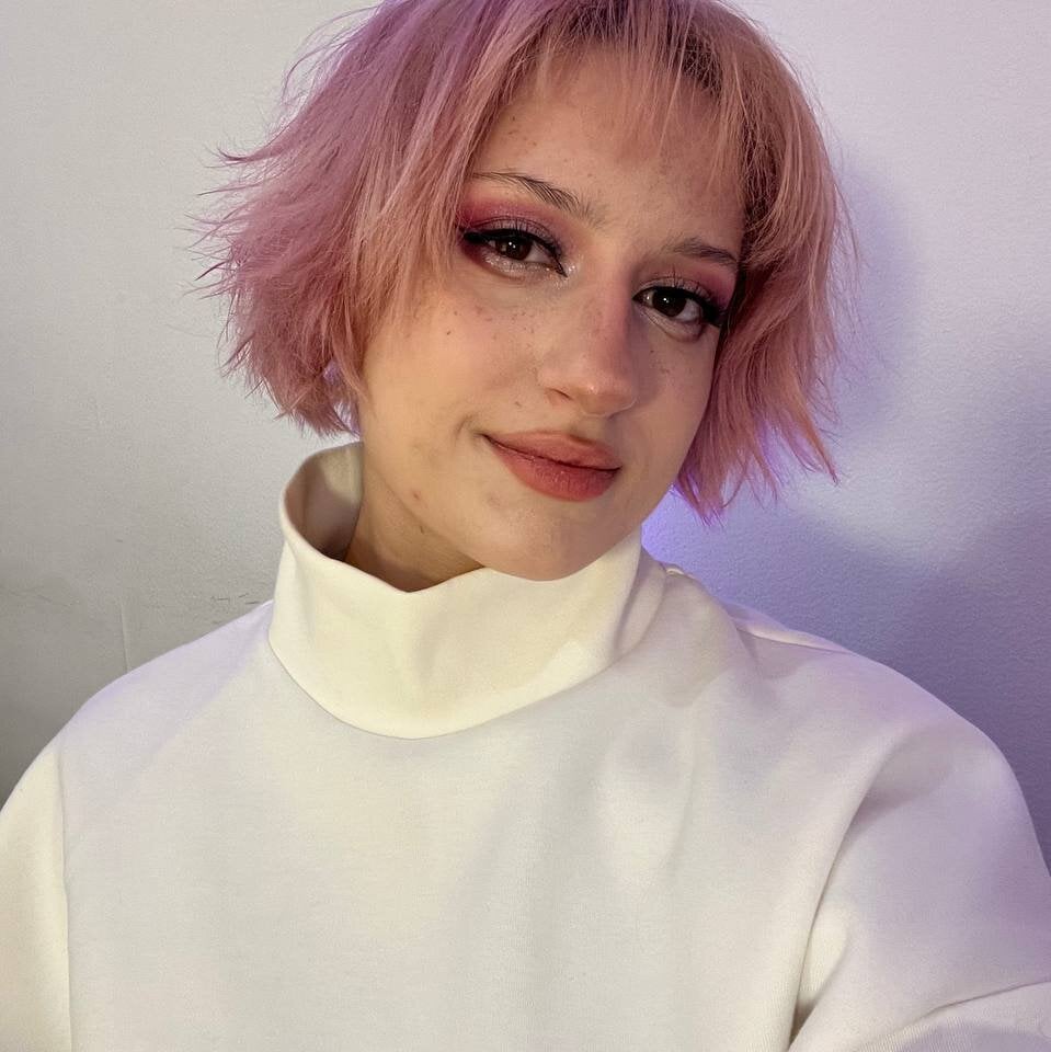 stripchat radiant_gxd webcam profile pic via iluvcams.com