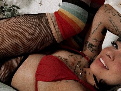 petitetattooedgirl 😞 online naked stream