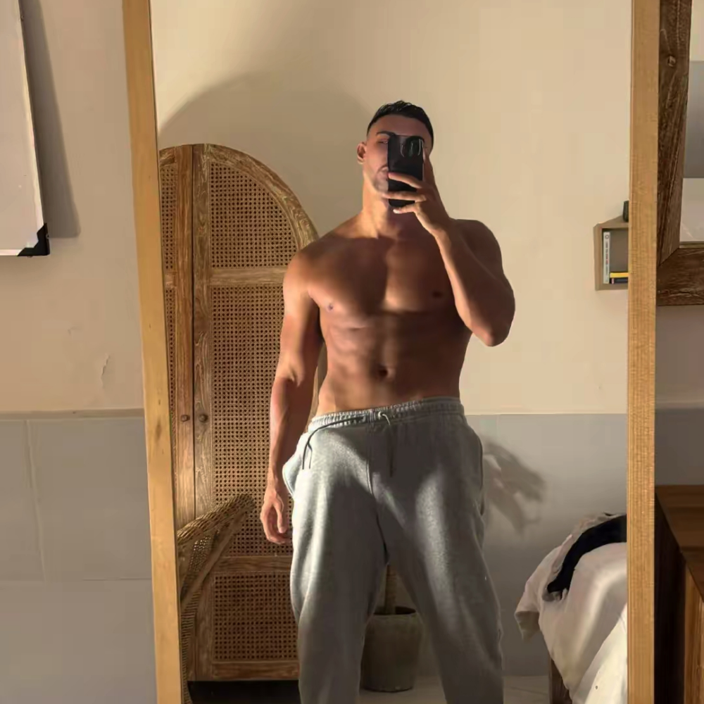 crmn988a's Offline XXX Chat