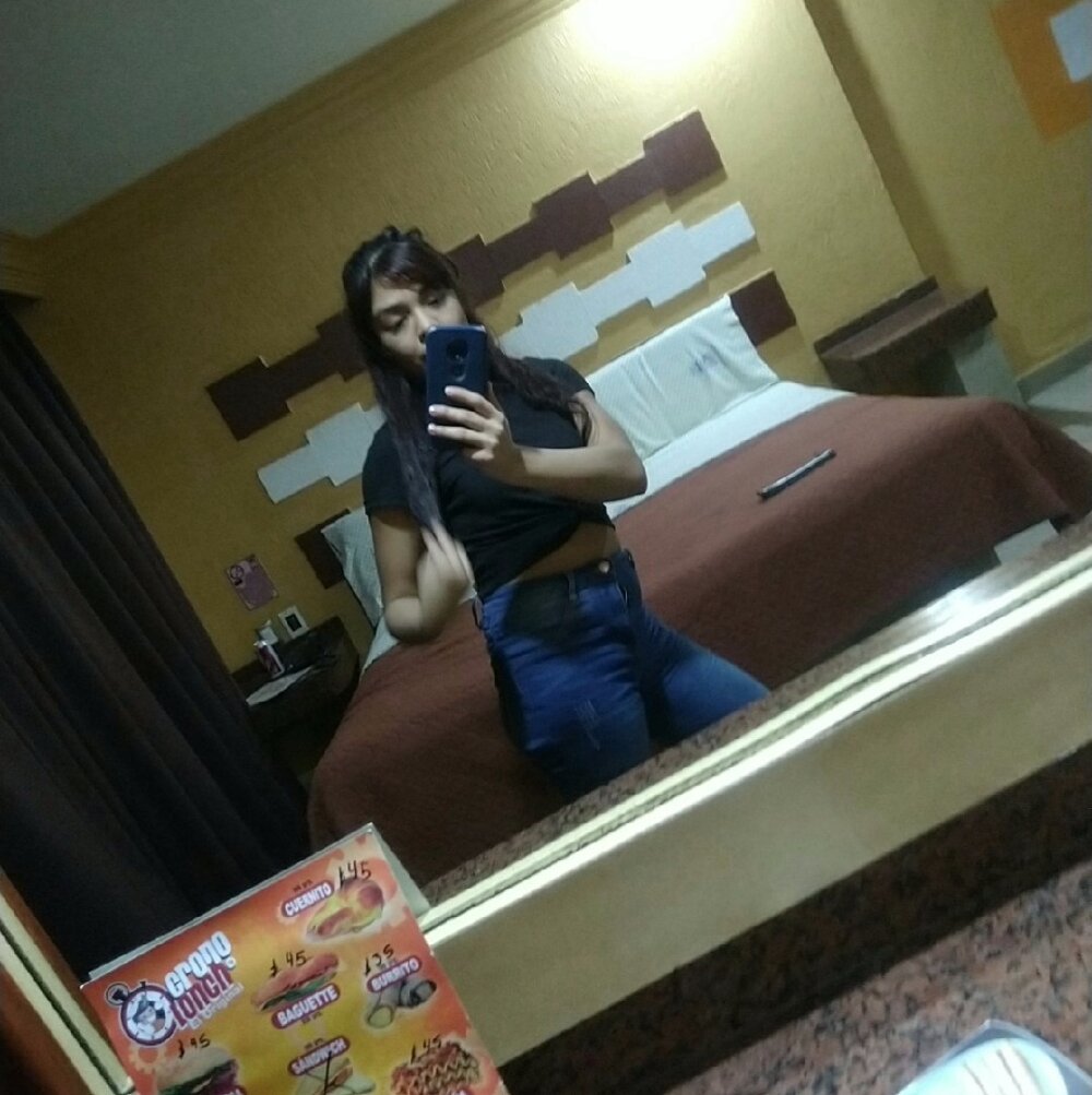 flaquitaxx21 profile