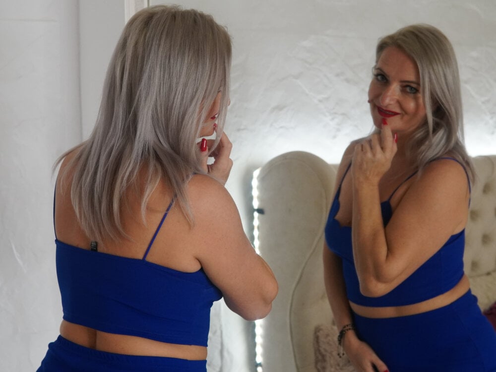 LadyTouch Offline XXX-Chat