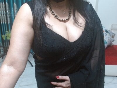 Apsara-07 on StripChat