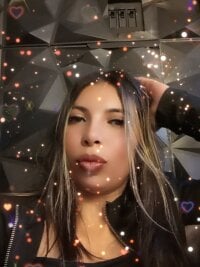queen_abril's webcam live show