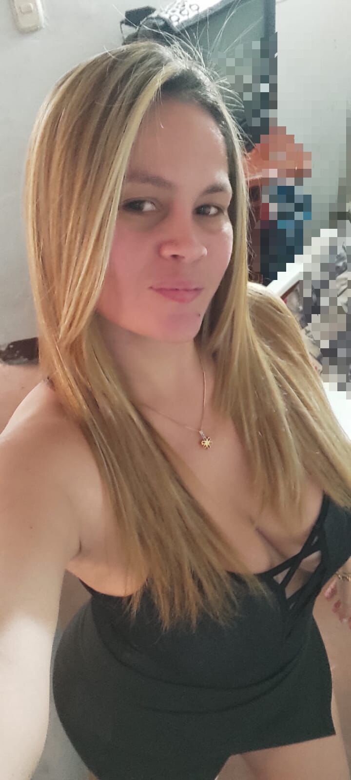 Sofia_White23