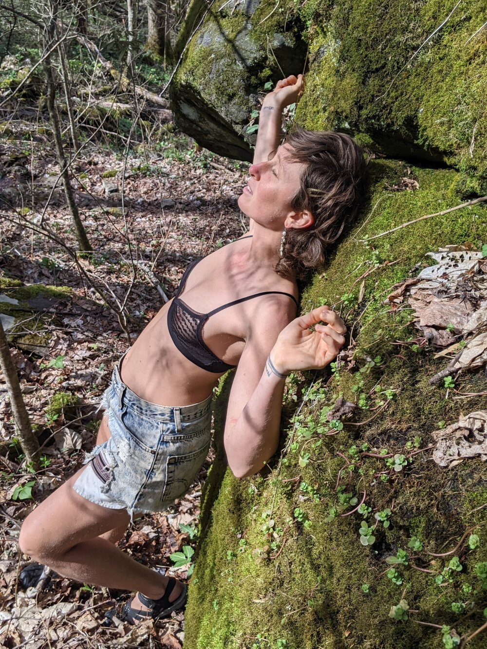 Live sex webcam photo for mossy_kiss #289963053