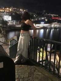 Mfmaria's Offline Chat Room