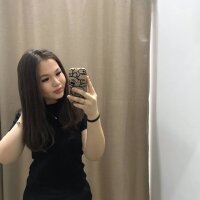 danneli_'s Offline Chat Room