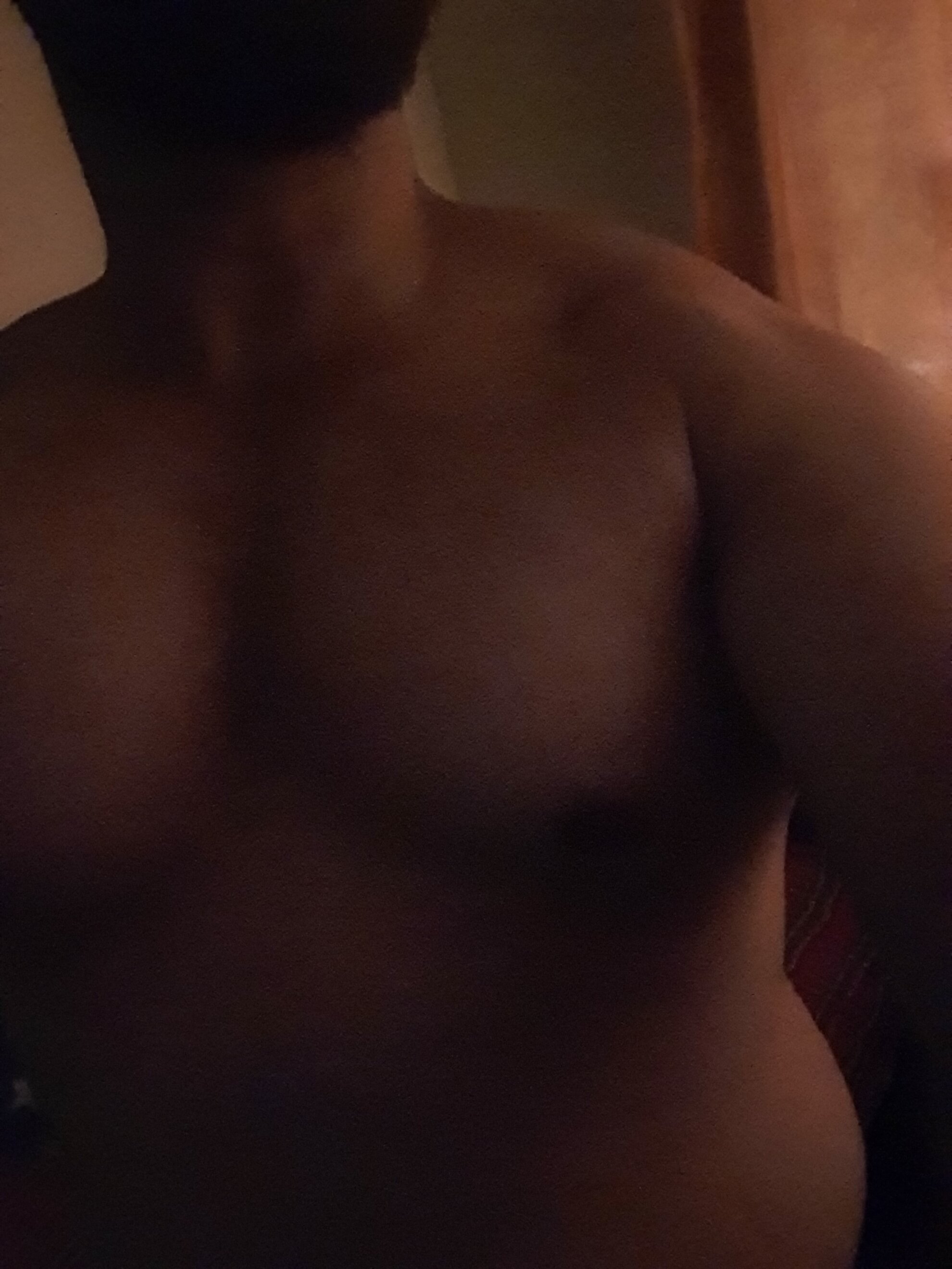 Wildguycums live webcam