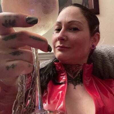 tia_xx from stripchat