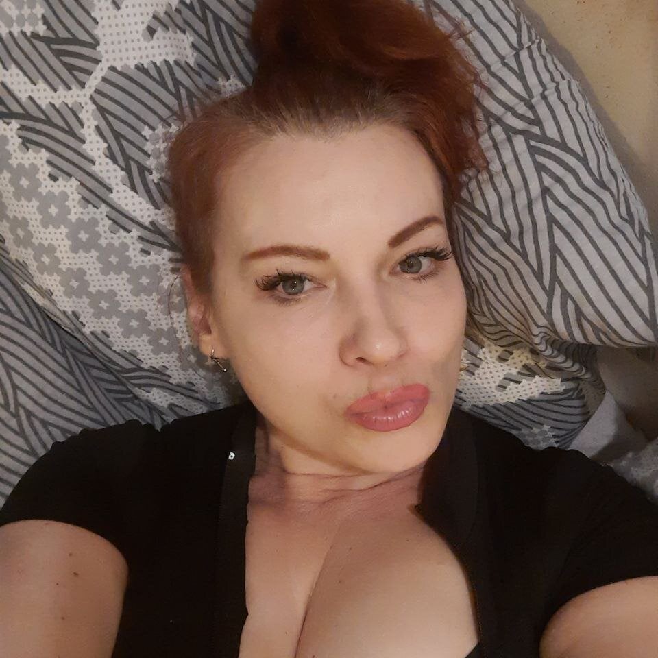 sexcam-girls.com michael1a_ livesex profile in in-the-palm-of-your-hands cams