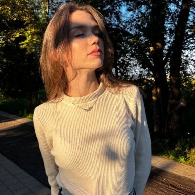 LucieNovembre Live Cam and Statistics on UnifiedCams