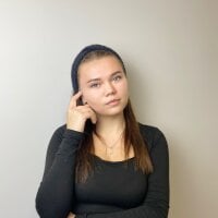 SadieBra's Offline Chat Room