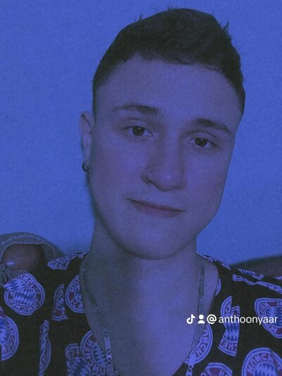tony_aar from stripchat