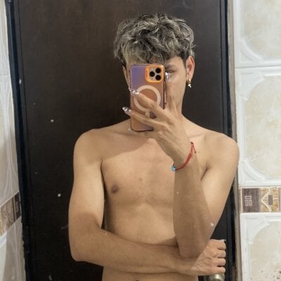 Andrew_willyams - Stripchat Cam2cam Deepthroat Dildo Boy 