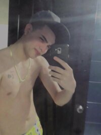 ห้องแชทออฟไลน์ของ MaxiBoySex_