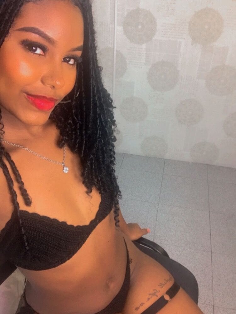 Scarleth_hot77 profile