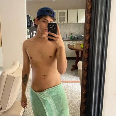 Kevin_hotfucker - Stripchat Boy 