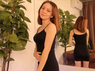 KiraHilbert ⛪ adult cam chat