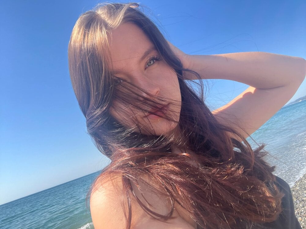 sleekcams.com juice_berries livesex profile in french cams