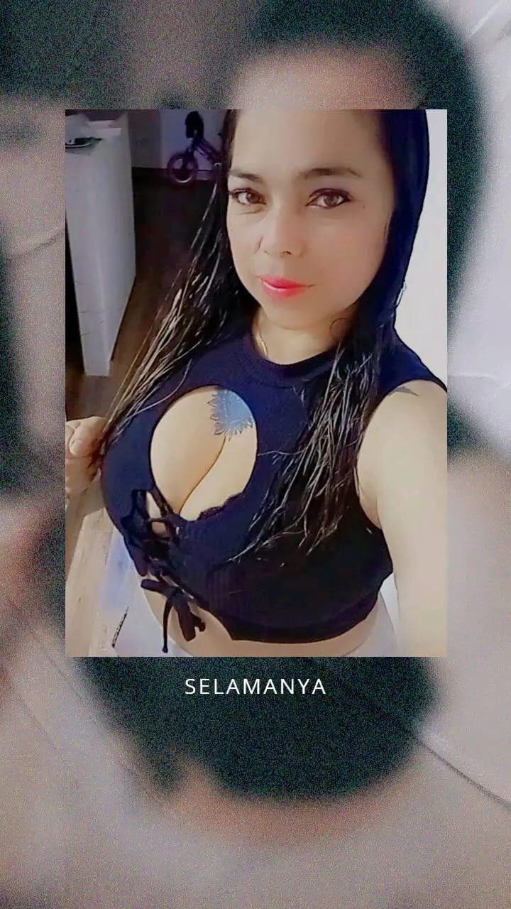 SalomeBlack25