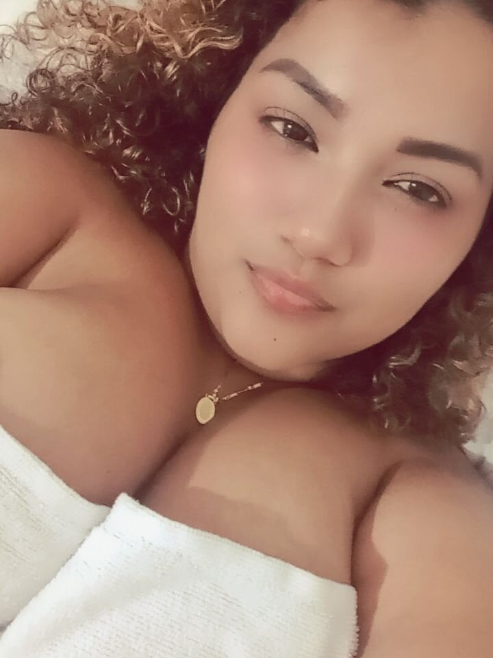 stripchat karoogonzalez