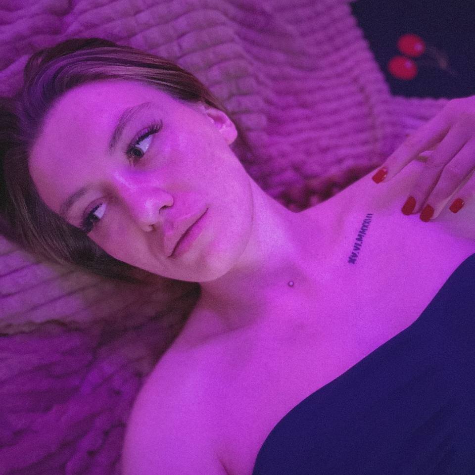 Dana_Hells