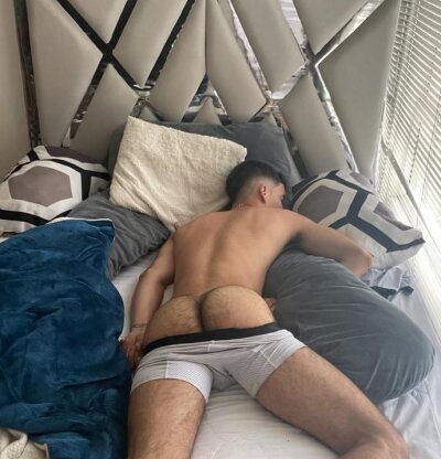 poollparty_69 from stripchat