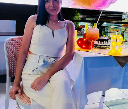 Auri__ offline XXX-chat