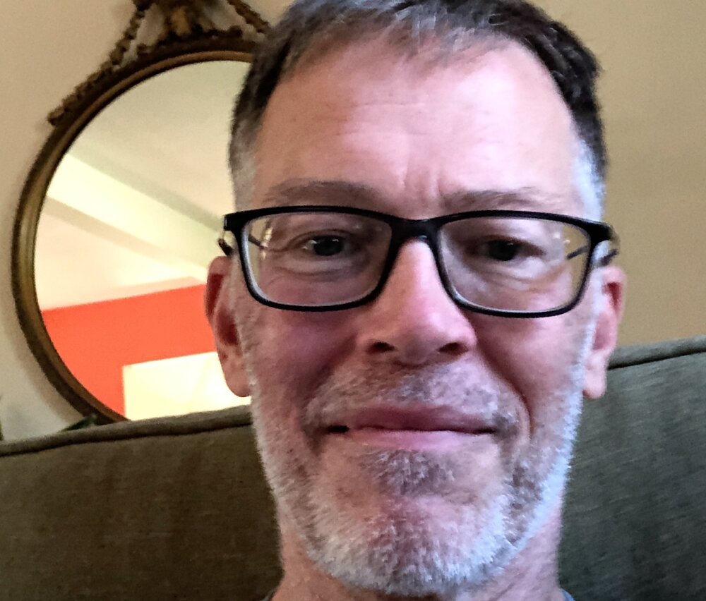 tightmaturebottom's Offline XXX Chat