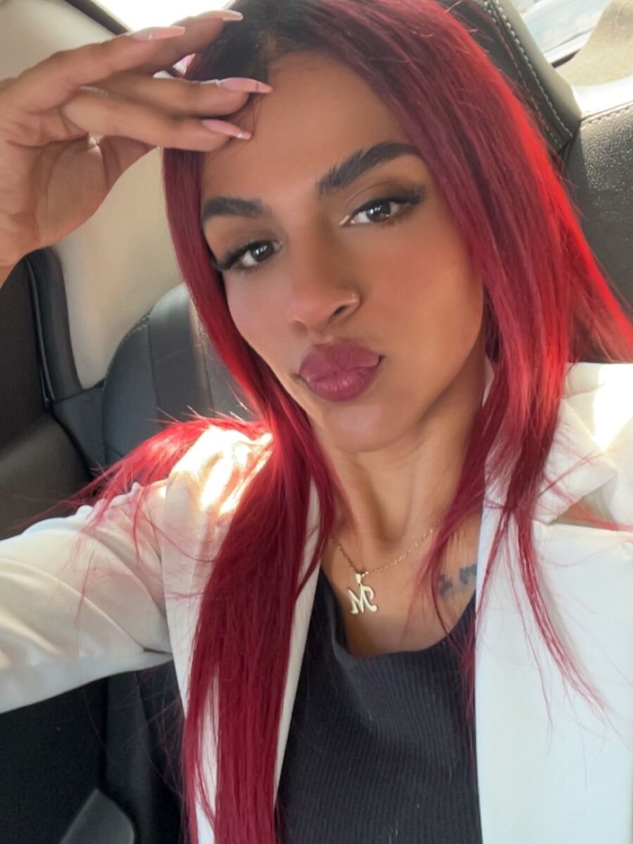 sexlivecamsites.com suki_hentai livesex profile in mix cams