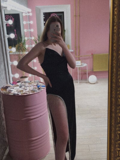 Lilly-18 🐩 online nude cam