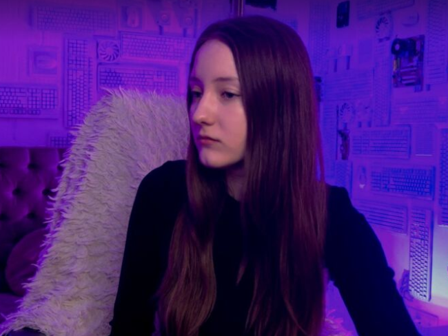 stripchat lulupatterson webcam profile pic via chatnmate.com