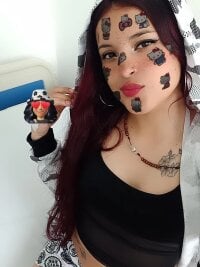 _mandy_23's Offline Chat Room